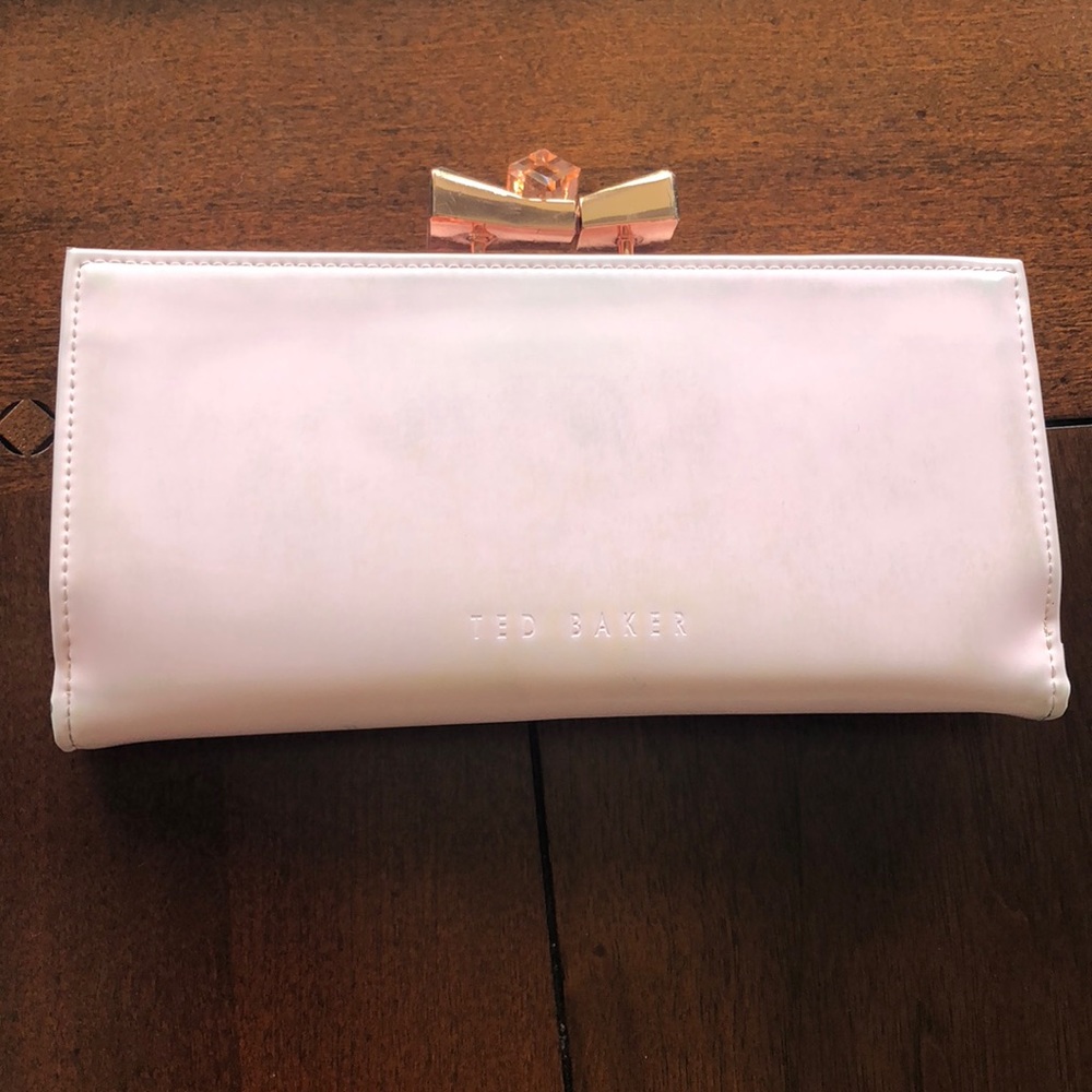 TED BAKER PINK PATENT LEATHER WITH ROSE GOLD